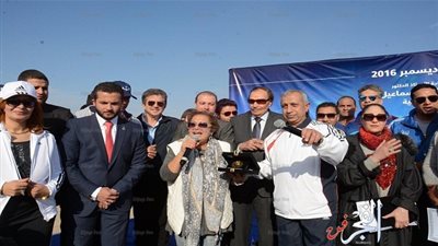 الأكاديمية البحرية تكرم نجوم الفن في حفلها السنوي (صور)