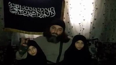 الأطفال سلاح جديد للعمليات الإرهابية .. وخبراء : استغلال للظروف