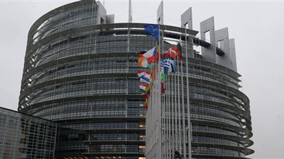 الاتحاد الأوروبي يحذر إدارة ترامب من إلغاء صفقة البرنامج النووي الإيراني