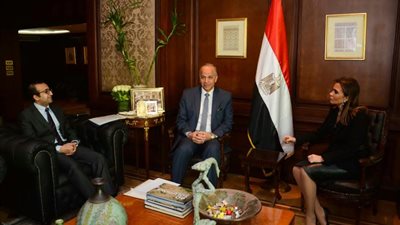 بعد توقيعها الشريحة الثانية.. سحر نصر: استخدام قرض البنك الدولى في دعم الموازنة