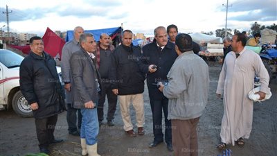 رئيس المدينة: استقرار العمل بسوق بلطيم الجديد 