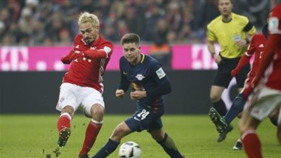 هوميلز يكشف سر لون شعره الجديد (صورة)