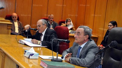 محافظ القليوبية يعنف وكيل التموين  بسبب منافذ بيع اللحوم التابعة للمديرية (صور)