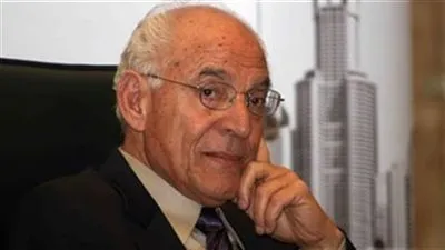 فاروق الباز: 