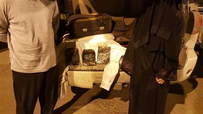 ارتباك يكشف ثلاثيني برفقته إثيوبية وكمية حشيش في 