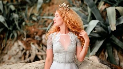 تعرفي على أفضل مستحضرات العناية بالشعر المجعد!