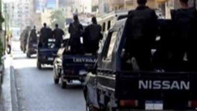 ضبط صاحب معرض سيارات قبل بيعه سيارة مسروقة