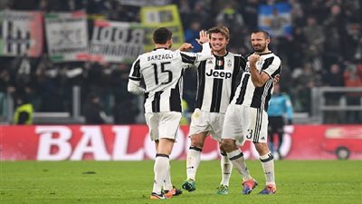 السوبر الإيطالي .. كيليني يسجل هدف التقدم ليوفنتوس في شباك ميلان (فيديو)