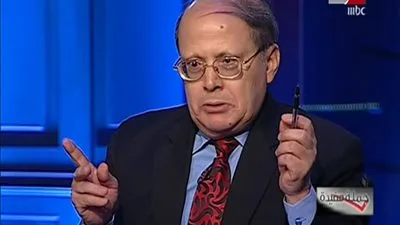 عبدالحليم قنديل: على الدولة الإعتراف بفشلها في استرداد الأموال المنهوبة