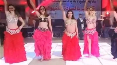 راقصات في مهمة رسمية (تقرير)