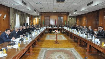 وزير التعليم العالي: قانون تنظيم الجامعات لم يصدر بعد وإقراره قانون حوافز البحث العلمى ولجنة لانشاء كليات جديدة