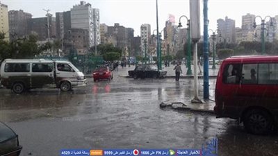 الأمطار الغزيرة تضرب الإسكندرية لليوم الرابع .. والدفع بالعديد من سيارات شفط المياه (صور)
