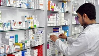 من الغرامة إلى الشطب.. 4 عقوبات تنتظر مخالفي قرار غلق الصيدليات في 15 يناير (تقرير)