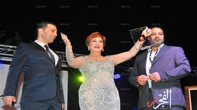 تكريم لبلبة في المهرجان الدولي للفيلم بالدار البيضاء (صور)