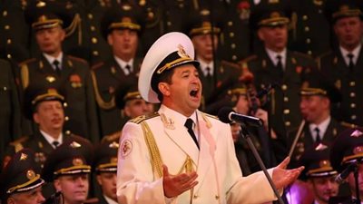 تعرف على قصة الناجي الوحيد من الطائرة الروسية المنكوبة  (صورة)