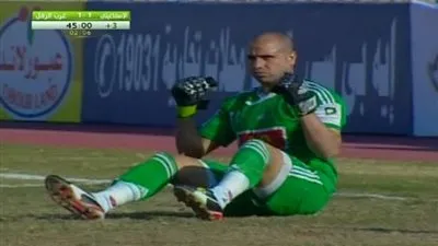 كأس مصر.. حارس عرب الرمل يتألق ويتصدى لضربة جزاء أمام الإسماعيلي (فيديو)