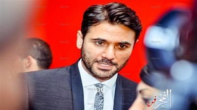 حقيقة هروب أحمد عز إلى لندن