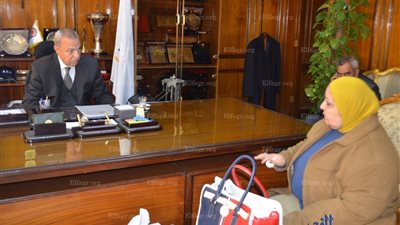 محافظ قنا: 200 ألف أسرة تقدموا للحصول على معاش تكافل وكرامة (صور)