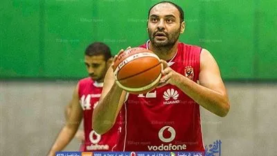 الغنام: زعلان من جماهير الأهلي رغم الفوز على الزمالك