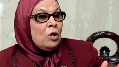 أمنة نصير توضح حكم تنازل الفتاة عن الشبكة والمهر