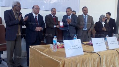 أدباء مصر بمؤتمر المنيا يرفضون التطبيع مع إسرائيل