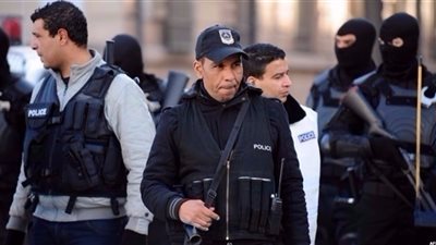 الشرطة التونسية تحقق مع مسافرة خططت لتنفيذ 