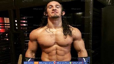 لعشاق المصارعة.. أحداث ونتائج عرض الرو الأخير