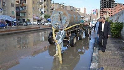 رفع مياه الأمطار من شوارع كفر الشيخ (صور) 
