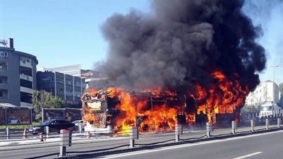 عاجل.. انفجار حافلة ركاب في بعلبك بلبنان 