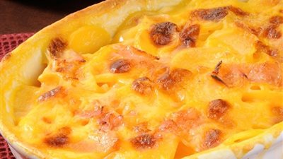  طريقة عمل البيض بالمشروم و الجبنة الرومي