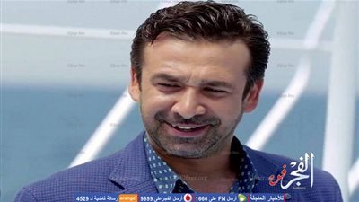 كريم عبدالعزيز يصور 