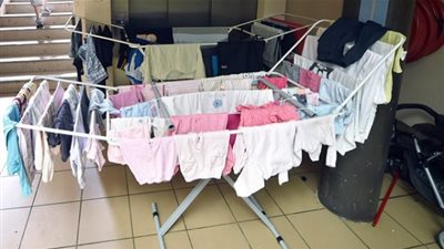 احذري.. نشر الملابس داخل المنزل يعرض صحتك للخطر!