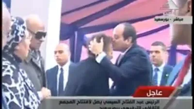 إحدى بطلات المقاومة ببورسعيد عن تقبيلها لـ