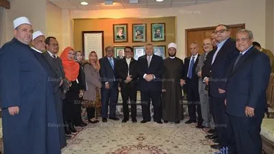 وكيل البرلمان يستقبل السفير الإندونيسي بحضور 