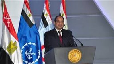 السيسي يُسلم عقود 10 مصانع من مشروع الـ 58 مصنعًا بالمنطقة الصناعية لشباب بورسعيد 