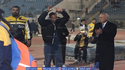 الألتراس يشعل مران الإسماعيلي استعدادا للاتحاد ويحيي أشرف خضر (فيديو وصور)