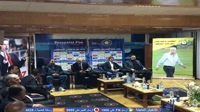 فرانز ستراكا يتحدث عن حماس جماهير الإسماعيلي ويتمنى عودتهم للمدرجات