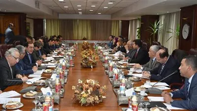 انعقاد الاجتماع الأول للجنة العليا لمشروع تحويل مصر إلى مركز إقليمى لتداول وتجارة الطاقة