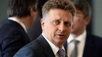 روسيا: مكالمات الطيارين قبل سقوط الطائرة المنكوبة كانت قصيرة ولم توضح شيئا 