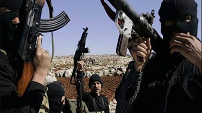 لأول مرة.. الطيران الحربي الروسي يستهدف مواقع داعش في مدينة الباب 