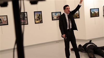 التحقيقات تفجر مفاجأة جديدة بشأن قاتل السفير الروسي بأنقرة 