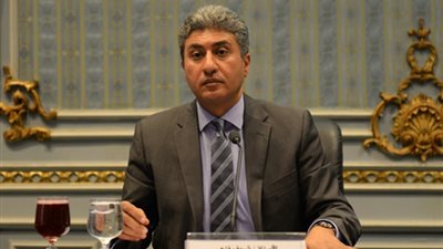 الوفد الروسي يلتقي وزير الطيران استعدادا لزيارة أخيرة يناير المقبل 