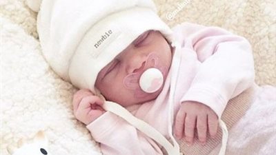 سيدة تنجح في إنجاب طفل بعد أن تخطت الـ 64 من عمرها !