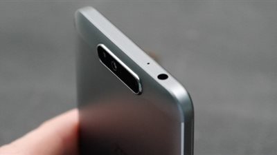 تسريب الهاتف ZTE Blade V8 المزدوج الكاميرا قبيل إنعقاد معرض CES 2017 (صور)