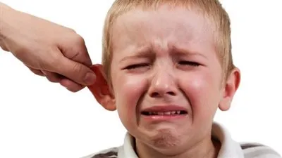 أم تعاقب طفلها حتى الموت بعد تركه 15 ساعة في الصقيع !