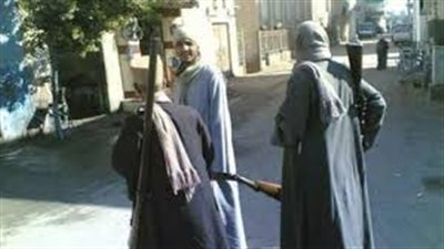 إصابة 8 في اشتباكات بين أولاد عمومة في قنا على قطعة أرض