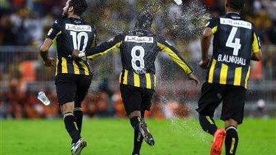 ايقاف فرج الهلال 4 مباريات وتغريم الأهلي 150 ألف ريال 