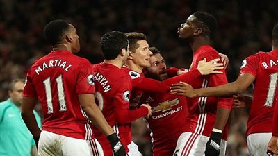 الدوري الإنجليزي.. مانشستر يونايتد يخطف ميدلزبره في دقيقتين (فيديو)