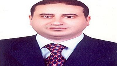 بعد قبول استقالته.. 9 معلومات عن المستشار 