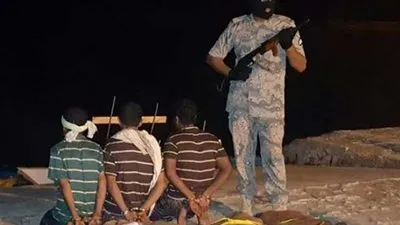 حدود جازان تطيح بـ3 مهربين يمنيين متلبسين بكميات ضخمة من الحشيش